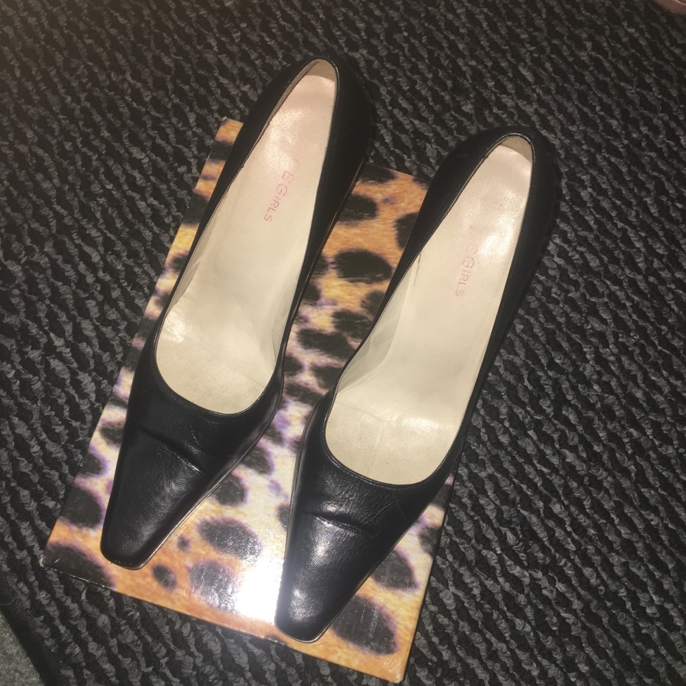 BCBG heels